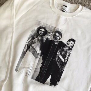 GOLDEN GIRLS GRAPHIC SWEATSHIRT - MEDIUM NWT